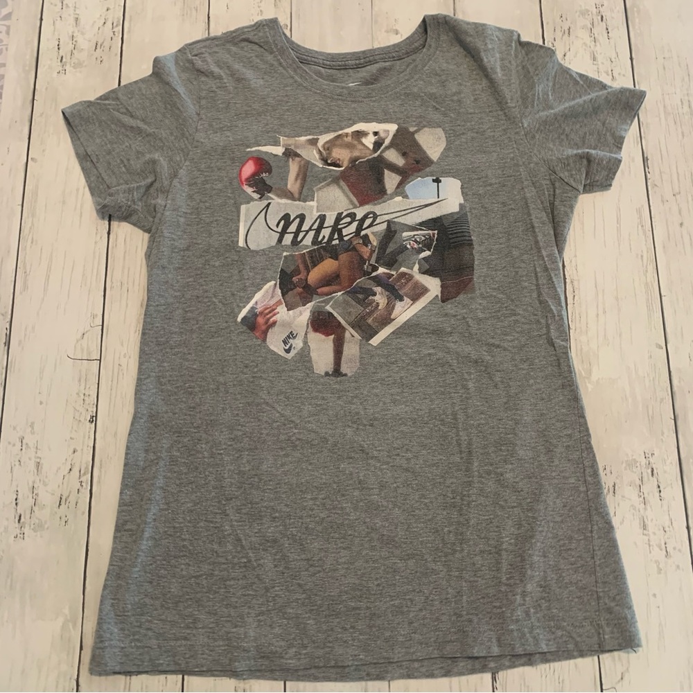 Nike slim fit T-shirt SZ Large